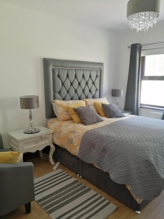 J And J Guest House Ballycastle Εξωτερικό φωτογραφία