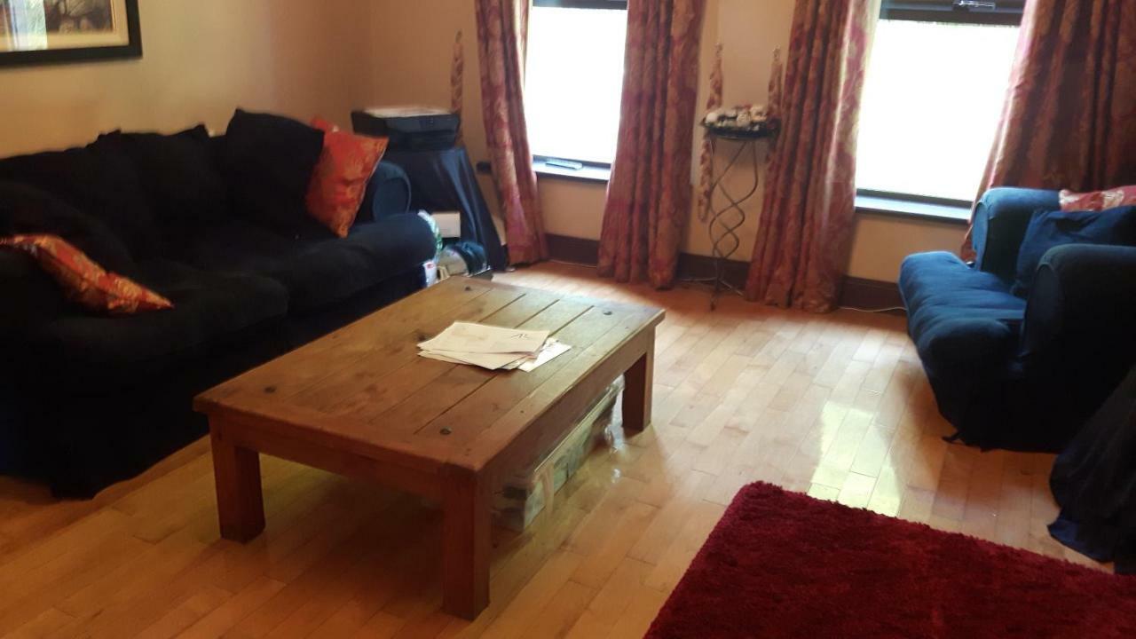 J And J Guest House Ballycastle Εξωτερικό φωτογραφία